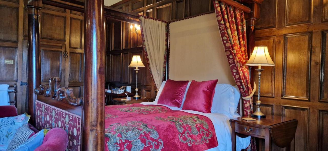 Braithwaite Hall Bed & Breakfast Middleham Exterior photo