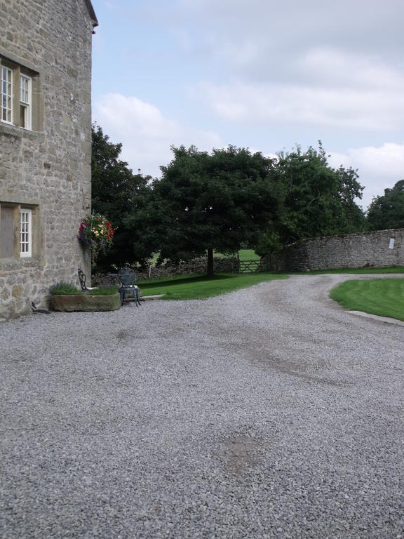 Braithwaite Hall Bed & Breakfast Middleham Exterior photo
